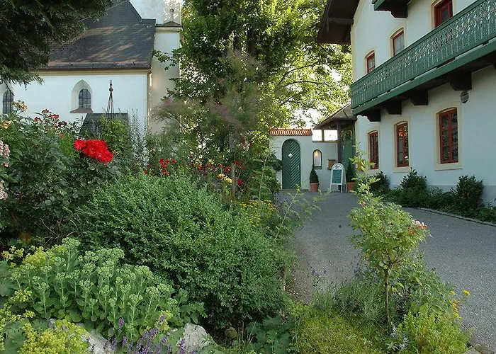Zur Schonen Aussicht Szálloda